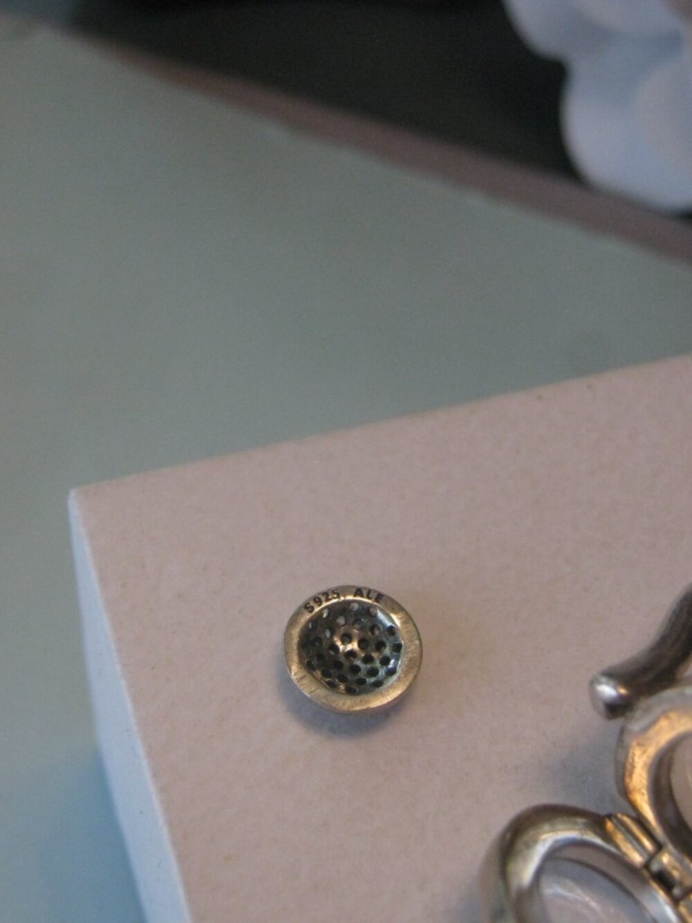 Authentic PANDORA Locket Ring with Petite - Size 52 (6) - Picture 5 of 6